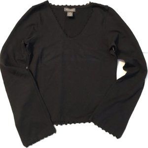 BR V-Neck Black Long Sleeve Tee w/ Beaded Edges